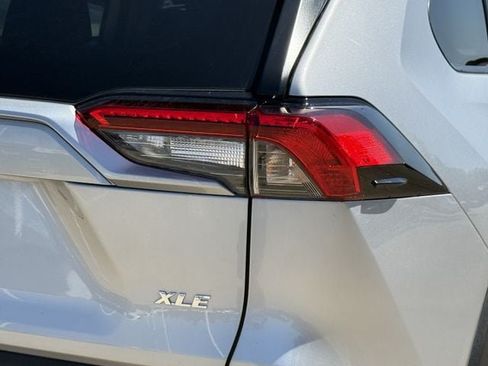 Used 2025 Toyota RAV4 XLE FWD image 7