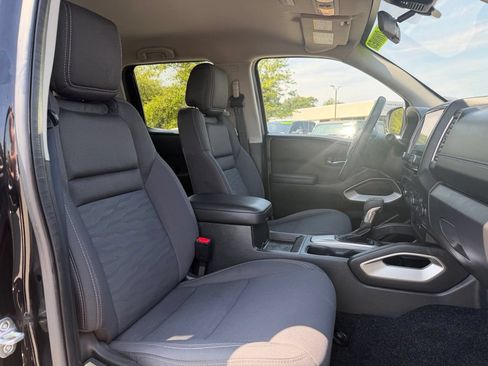Used 2023 Nissan Frontier SV AWD/4WD image 29
