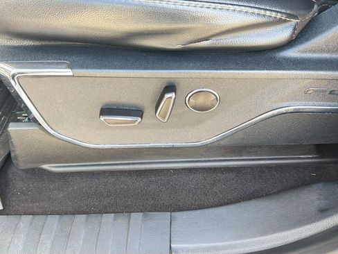 Used 2021 Ford F150 Lariat image 22