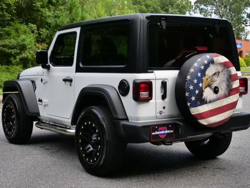 Used 2022 Jeep Wrangler Sport image 18