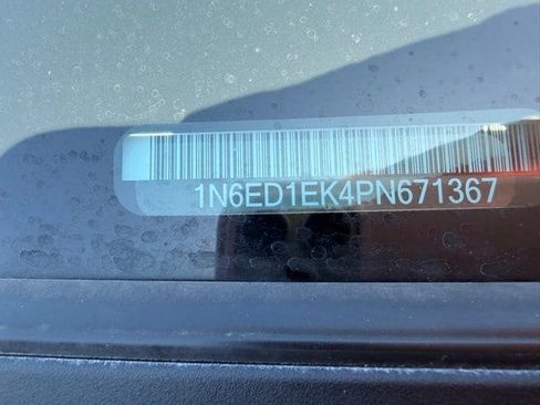 Used 2023 Nissan Frontier PRO-4X w/ Technology Package image 10