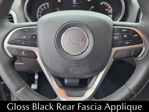 Used 2019 Jeep Grand Cherokee Altitude image 28