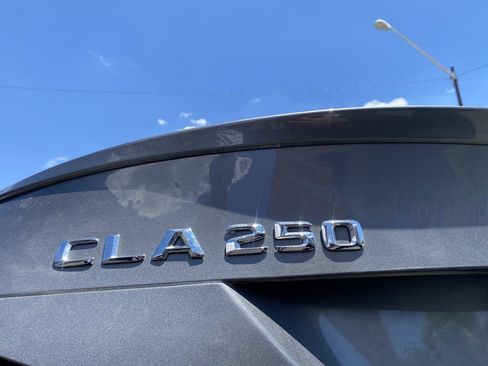 Used 2014 Mercedes-Benz CLA 250 image 17