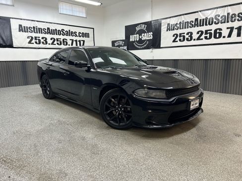 Used 2019 Dodge Charger R/T w/ Plus Group RWD image 1