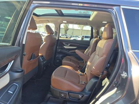 Used 2019 Subaru Ascent Touring AWD/4WD image 5