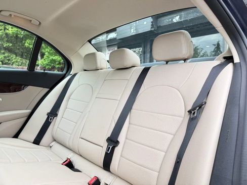 Used 2020 Mercedes-Benz C 300 4MATIC Sedan image 16