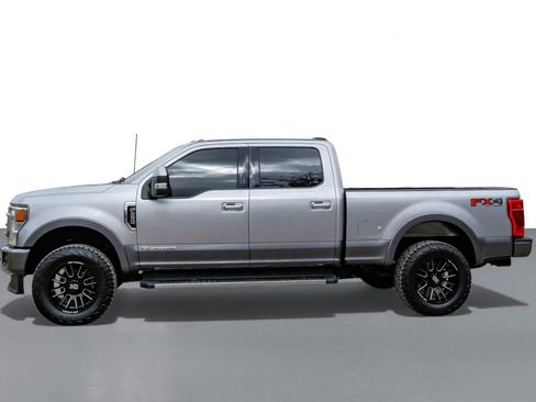 Used 2022 Ford F250 Lariat w/ Lariat Value Package image 10