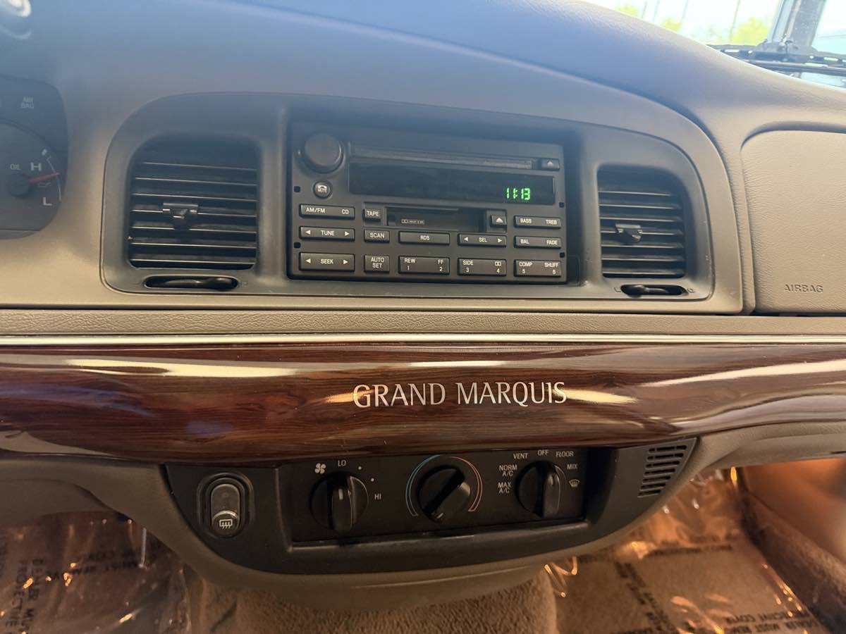 Used 2004 Mercury Grand Marquis GS RWD image 15