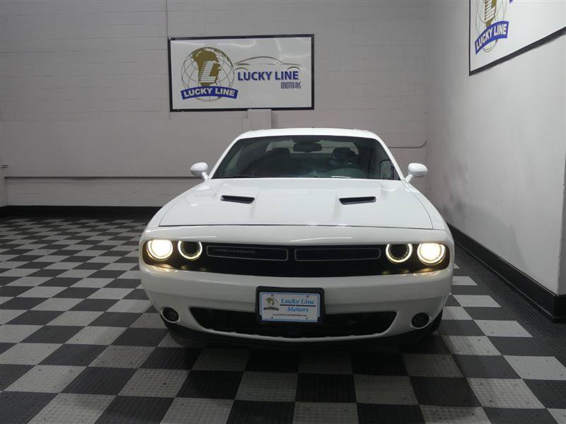 Used 2018 Dodge Challenger SXT Plus RWD image 2