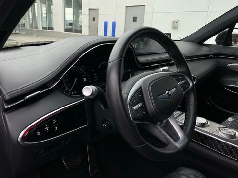Used 2023 Genesis GV70 3.5T Sport w/ Sport Prestige Package image 28