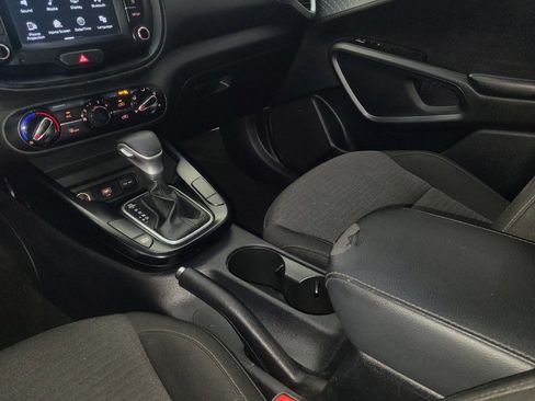 Used 2021 Kia Soul S FWD image 26