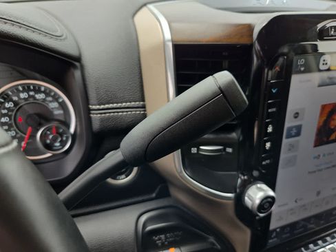 Used 2024 RAM 2500 Laramie w/ Safety Group AWD/4WD image 25