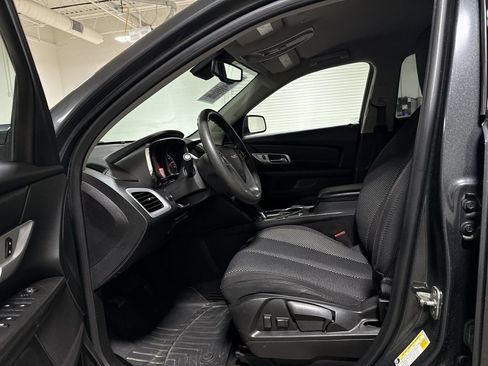 Used 2017 GMC Terrain SLE FWD image 19