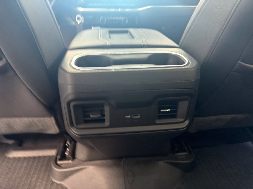 Used 2022 Chevrolet Silverado 1500 LT Trail Boss w/ LT Trail Boss Premium Package AWD/4WD image 16