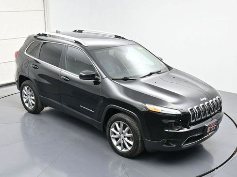 Used 2018 Jeep Cherokee Limited AWD/4WD image 31