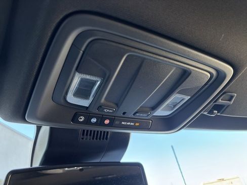 Used 2024 Chevrolet Silverado 2500 LT image 40