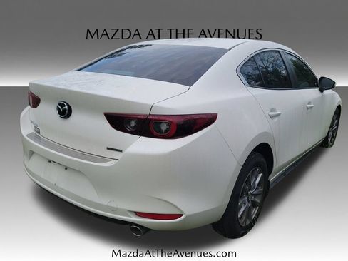 Used 2024 MAZDA MAZDA3 s FWD image 16