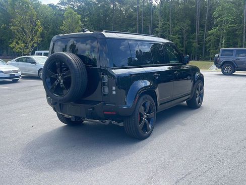 Used 2024 Land Rover Defender 110 X AWD/4WD image 7