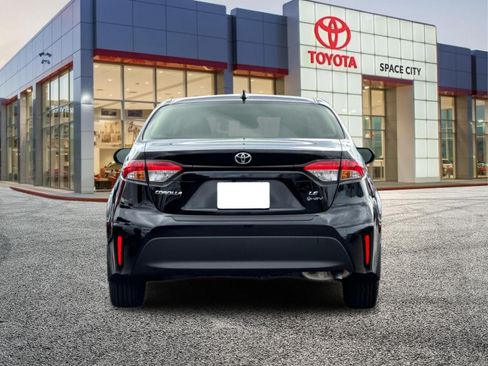 New 2026 Toyota Corolla LE FWD image 5