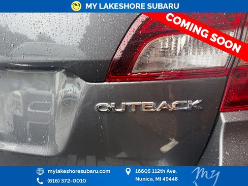 Used 2019 Subaru Outback 2.5i Limited w/ Popular Package #2 AWD/4WD image 10