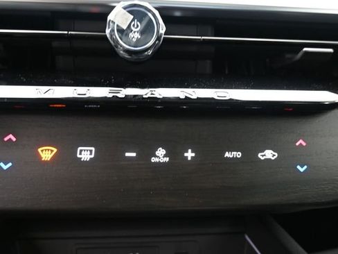 Used 2025 Nissan Murano SL AWD/4WD image 13