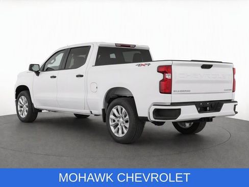 Used 2022 Chevrolet Silverado 1500 Custom AWD/4WD image 4
