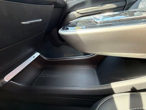 Used 2024 Cadillac Lyriq Luxury RWD image 22