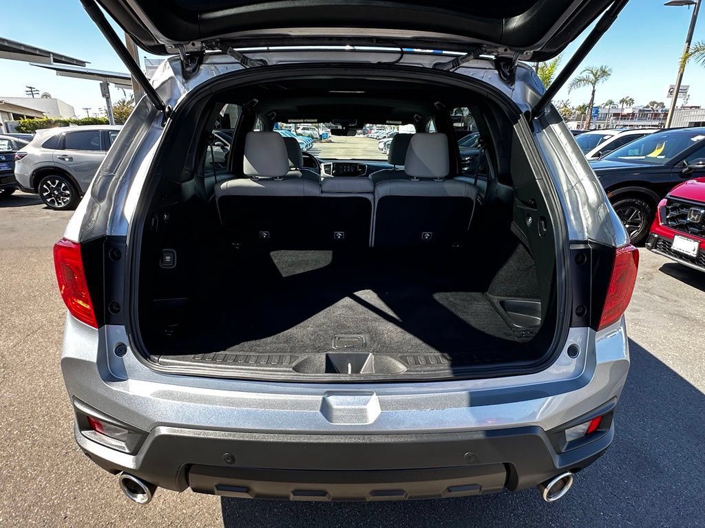 Used 2023 Honda Passport EX-L image 9