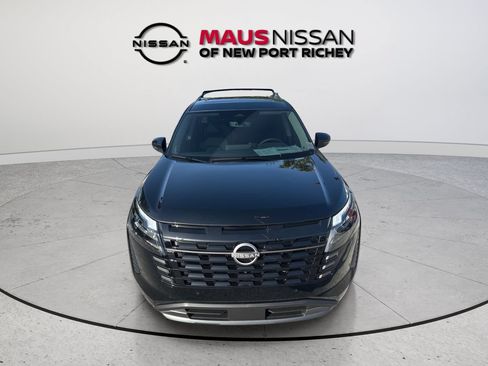 New 2026 Nissan Pathfinder Platinum w/ Accent Package FWD image 4