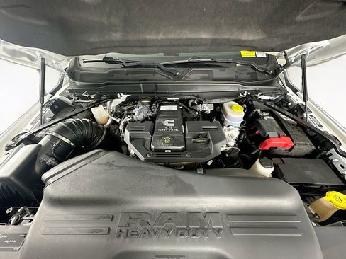 Used 2022 RAM 2500 Big Horn image 32