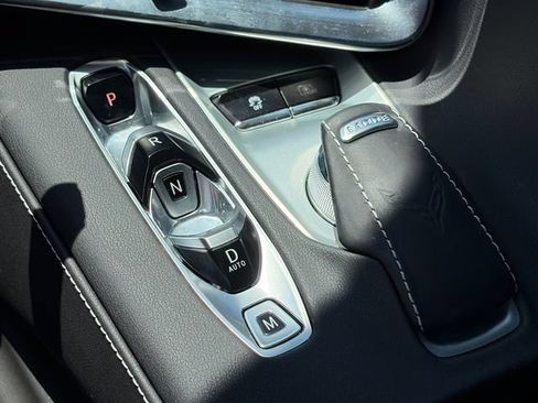 Used 2022 Chevrolet Corvette Stingray Preferred Conv w/ Z51 Performance Package RWD image 23