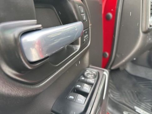 Used 2022 GMC Sierra 1500 AT4 image 12