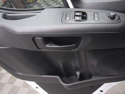 New 2026 RAM ProMaster 2500 w/ Convenience Group FWD image 31