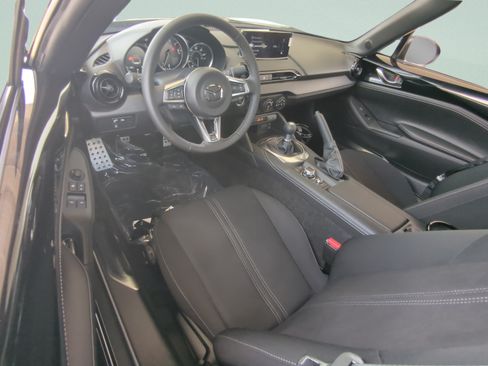 New 2026 MAZDA MX-5 Miata Club w/ Interior Package RWD image 11