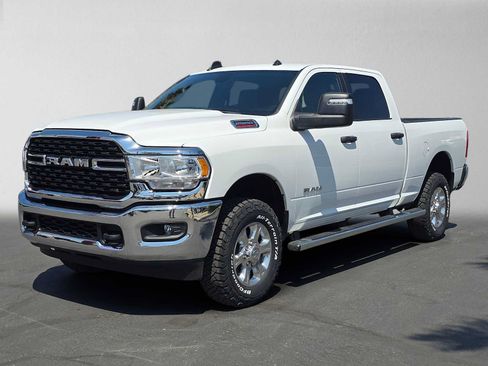 Used 2023 RAM 2500 Big Horn w/ Level 1 Equipment Group AWD/4WD image 7