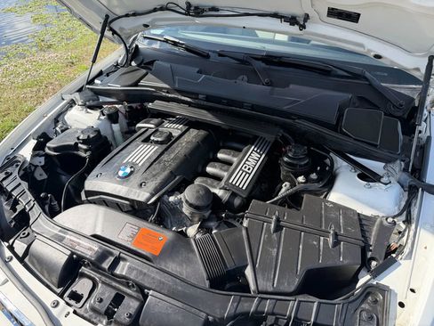 Used 2012 BMW 128i Coupe image 17