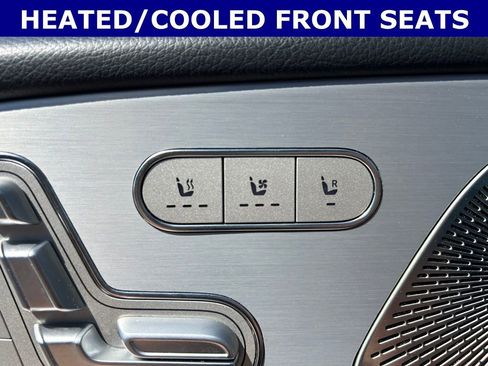 Used 2025 Mercedes-Benz GLS 450 4MATIC image 6