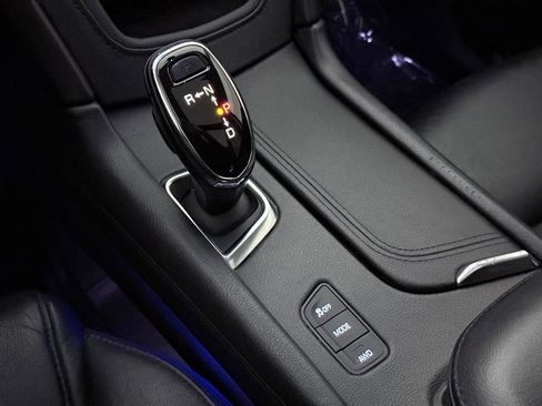 Used 2018 Cadillac XT5 Luxury image 37