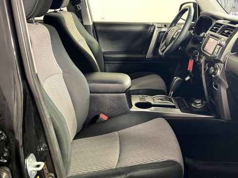 Used 2018 Toyota 4Runner SR5 image 28