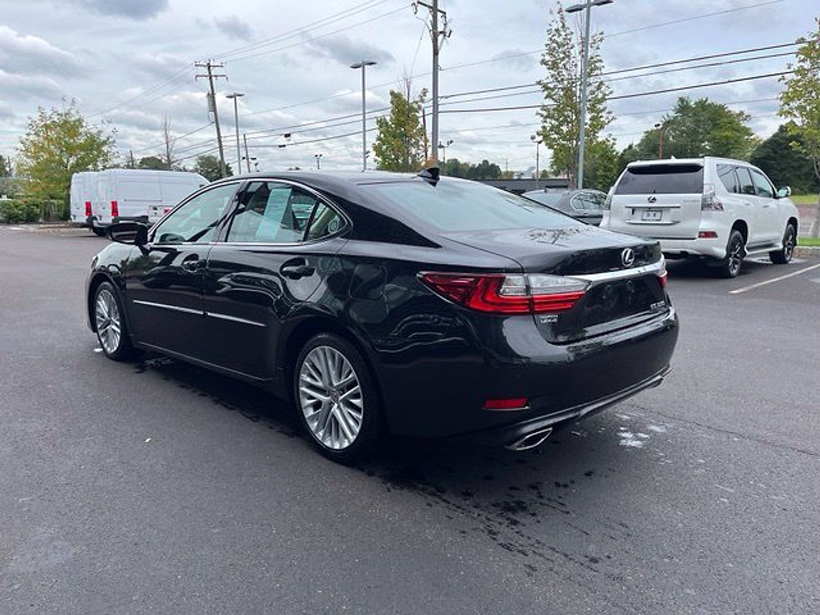 Used 2018 Lexus ES 350 w/ Luxury Package w/Wood Trim FWD image 5