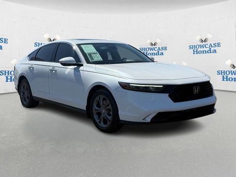 Used 2024 Honda Accord EX image 10