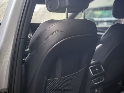 Used 2018 Audi SQ5 Prestige AWD/4WD image 32