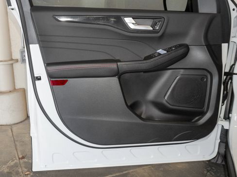 New 2026 Ford Escape ST-Line image 33