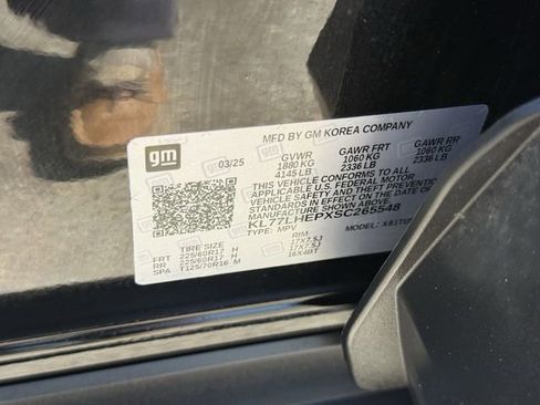 Certified 2025 Chevrolet Trax LT FWD image 36
