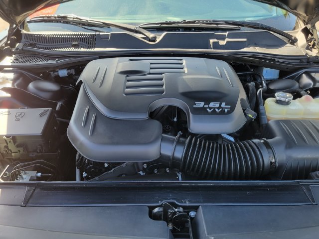 Used 2019 Dodge Challenger SXT RWD image 24