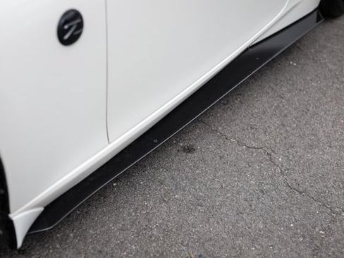 Used 2016 Nissan 370Z Touring RWD image 16