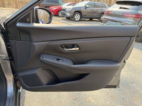 Used 2023 Nissan Sentra S image 10