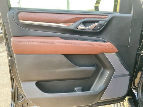 Used 2023 GMC Yukon XL Denali Ultimate image 23