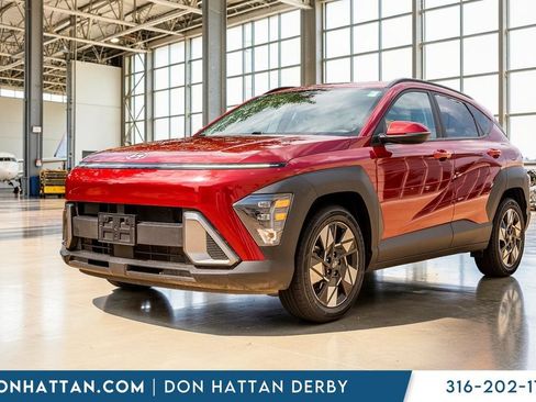 Used 2024 Hyundai Kona SEL FWD image 1