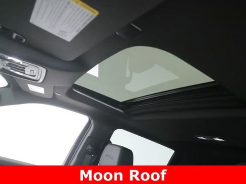 Used 2025 GMC Sierra 2500 AT4 w/ Technology Package image 18